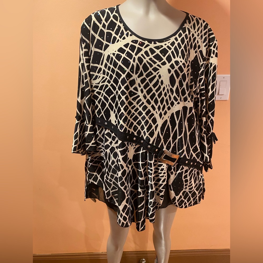 Brand-Expzessi Blouse, Color-White and Black, Size- Large